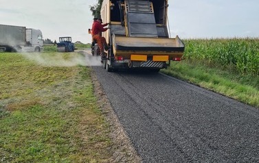 Remont drogi w Unisławicach 10