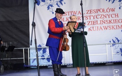 Zdjęcie do VI Festiwal Zespoł&oacute;w Folklorystycznych im. Tadeusza Zielińskiego